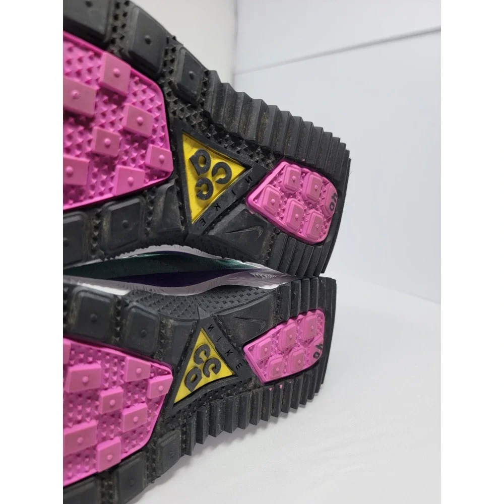 Size 6.5 - Nike ACG Dog Mountain Emerald Rise